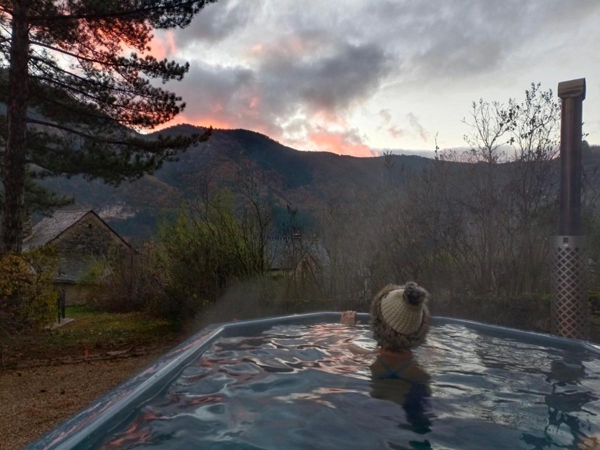 Bed and Breakfast La Voutee 5 Epis Avec Bain Finlandais Prive Au Manoir Du Charme Gorges Du Tarn Quezac  Exterior foto